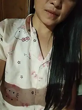 Stella_6996 stripchat live cam model