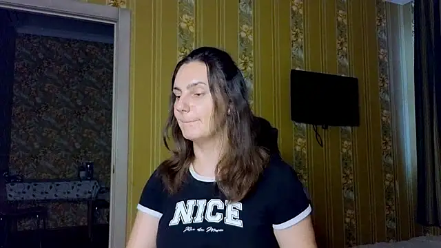 Miss-Understood stripchat live cam model