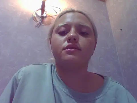 _Mathilda_ stripchat live cam model