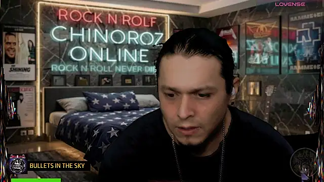 chino_roz stripchat live cam model