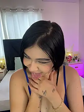 Lily_Woodz stripchat live cam model