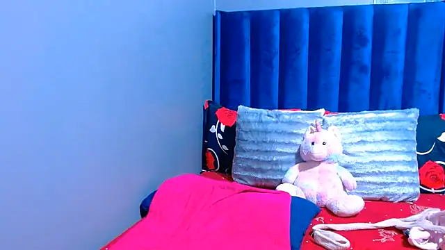 Candycrush2555 stripchat live cam model