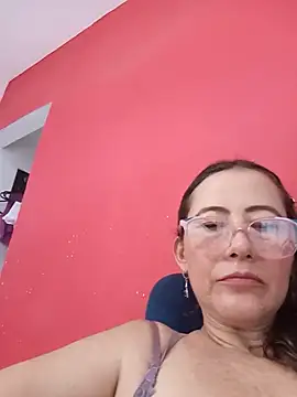 Salome_69 stripchat live cam model