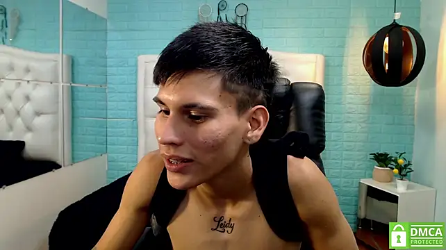 paullcb stripchat live cam model