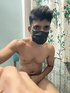 Naughtytomboy78 stripchat live cam model