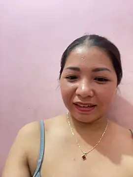 Phiea-nc94 stripchat live cam model