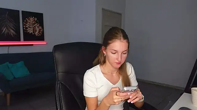 Lana_Jewel stripchat live cam model