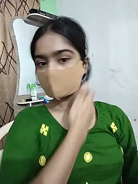 Arisha- stripchat live cam model