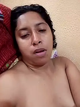 hotaniani stripchat live cam model