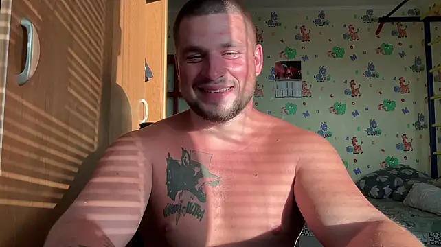 chiraq1945 stripchat live cam model