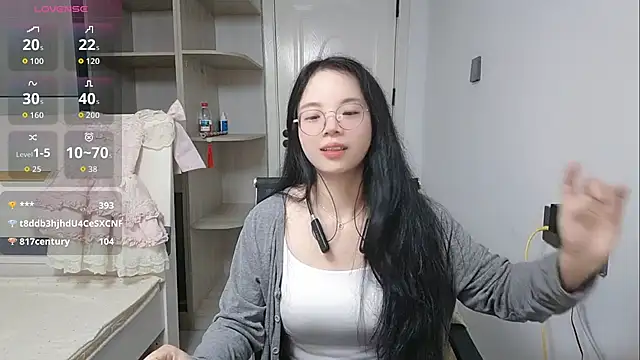 mianmian-99 stripchat live cam model