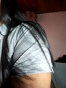KATYGONZALEZ stripchat live cam model