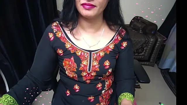 Cute_Aarushii stripchat live cam model