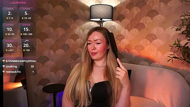 heart_therapy stripchat live cam model