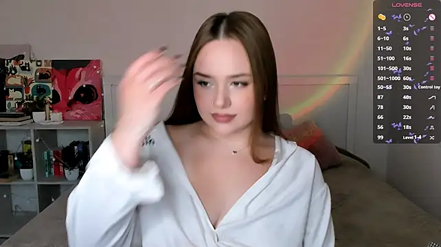LittleKiitten stripchat live cam model