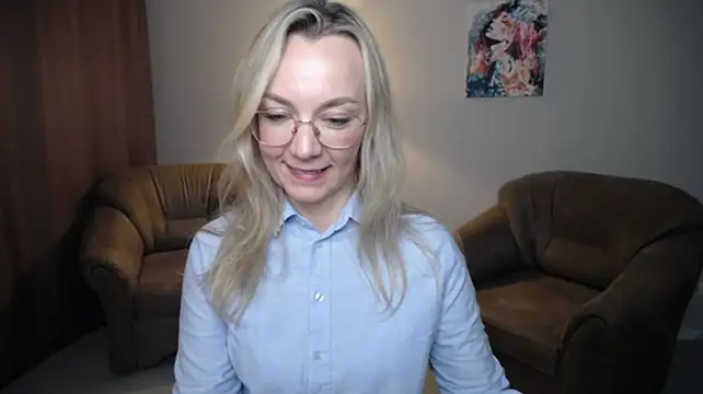 Ava_Elior stripchat live cam model