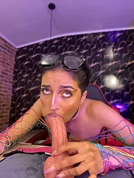 LunaiXMoon_ stripchat live cam model
