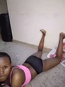 sexy_girlyee stripchat live cam model