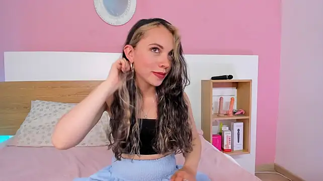 AshleyBenoitt stripchat live cam model
