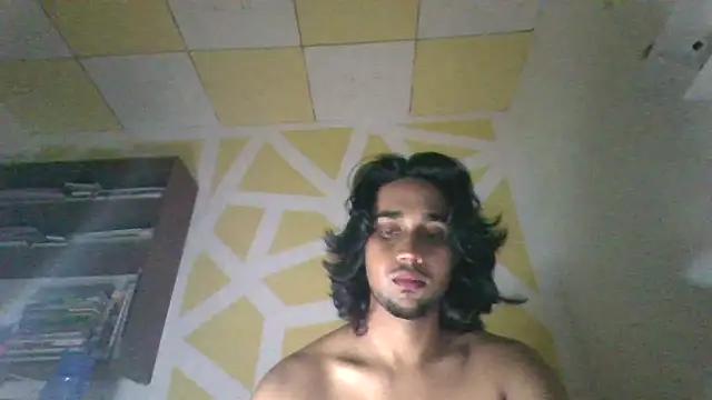 hensmendy stripchat live cam model