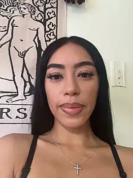 rosemariebby stripchat live cam model