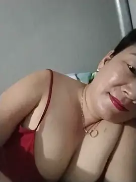 Cogaihu9x stripchat live cam model