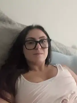 alwayswettt stripchat live cam model