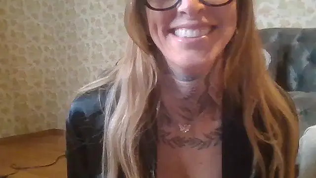 jaynna666 stripchat live cam model