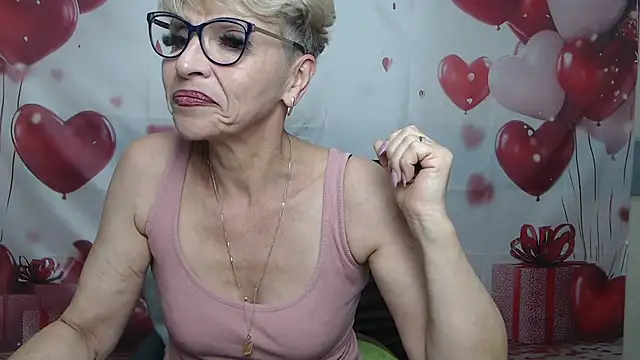 EllaBonito stripchat live cam model