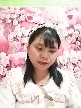 Xuka_lyss stripchat live cam model