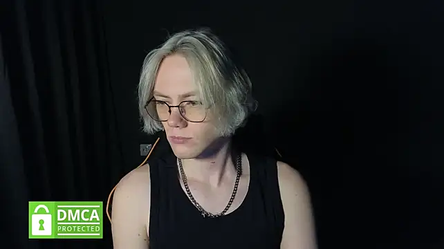 Keytaro stripchat live cam model