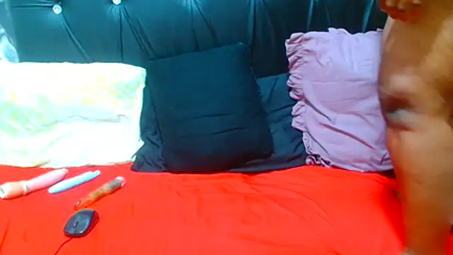 AfricanBigAssxx98 stripchat live cam model