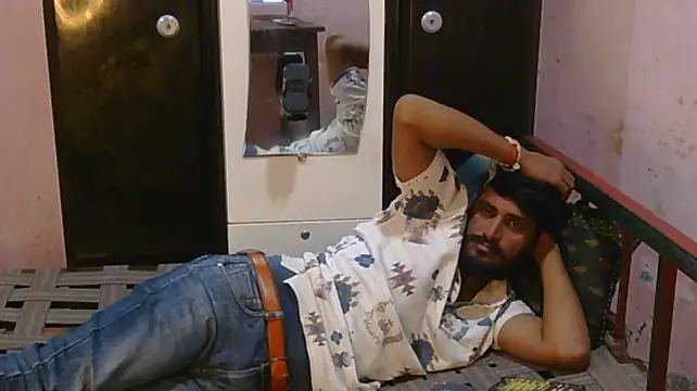 HotXKrish stripchat live cam model