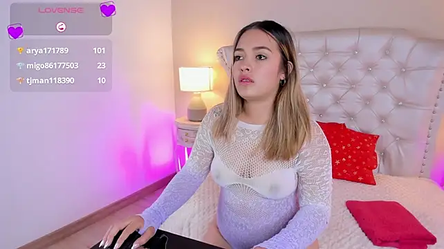 AntonellaMarchetti stripchat live cam model