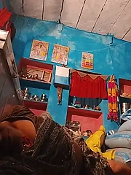 Trisha_sharmaa stripchat live cam model