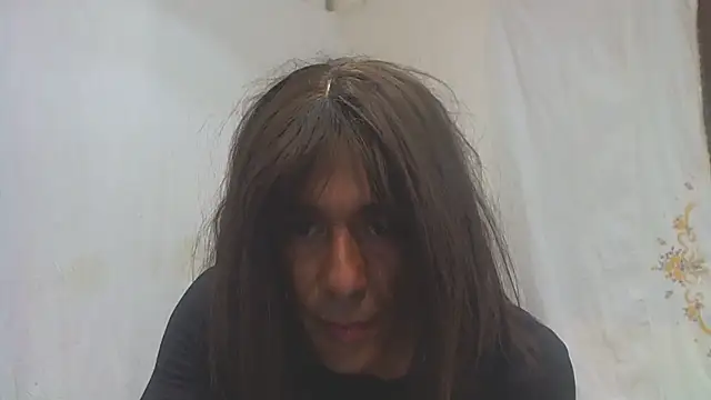 kokinecharlotte stripchat live cam model