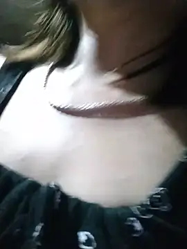 BByy_love stripchat live cam model