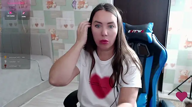 Korolek12 stripchat live cam model