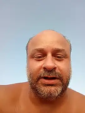 NAvoglia stripchat live cam model