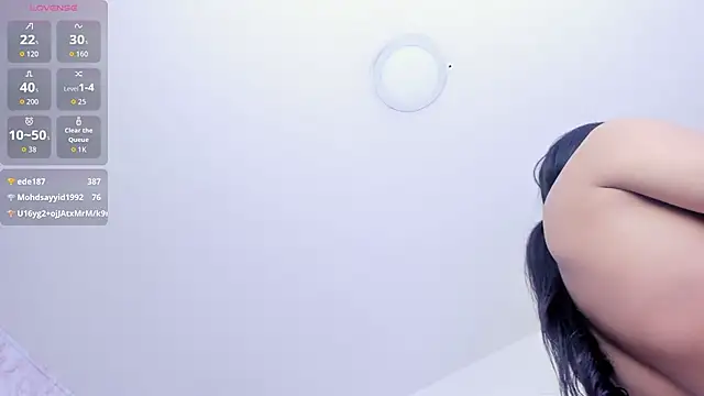Raichell_ stripchat live cam model