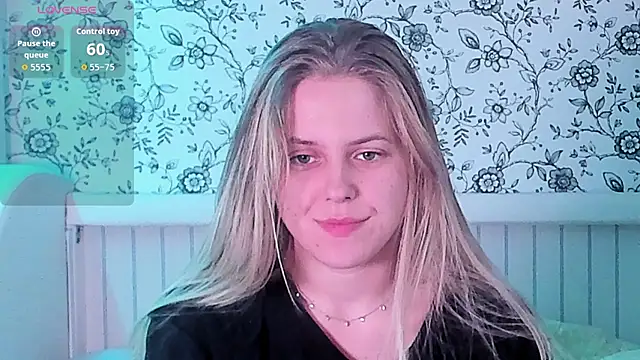 AngelAnty stripchat live cam model