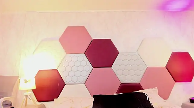 AriaRous stripchat live cam model