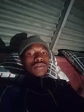 alphamale25 stripchat live cam model