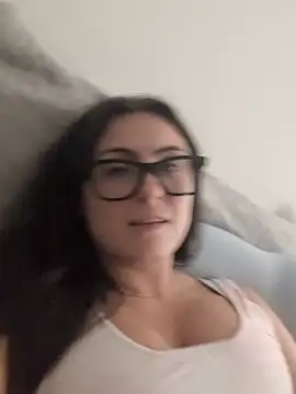 alwayswettt stripchat live cam model