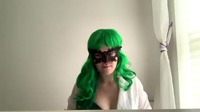 NikkiSweetGirl stripchat live cam model