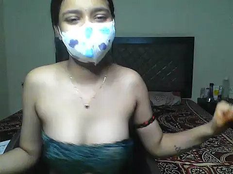 luvshanaya stripchat live cam model