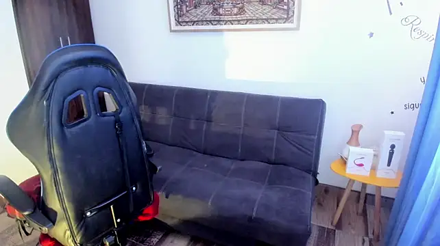 Ivette_Shaira stripchat live cam model