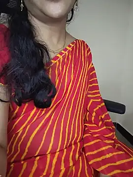 Cute-Smiely-Queen-Telugu stripchat live cam model