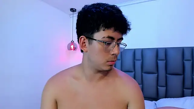 DominicaAndLorenzo stripchat live cam model