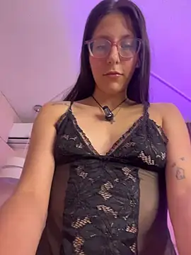 Zoy_cute stripchat live cam model